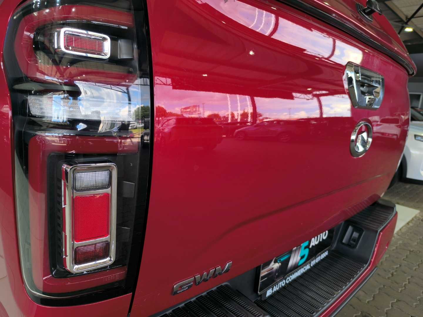 23648535-e933-458e-a1ae-b91d1db8ffbc